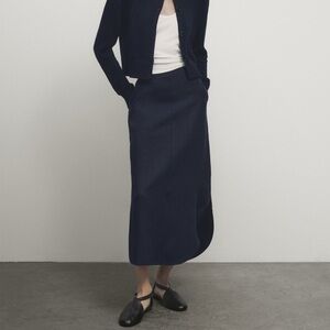 NWT Massimo Dutti navy midi denim blue skirt 
Size Medium
